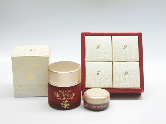 シルクローランエモリエントクリームR（栄養クリーム）